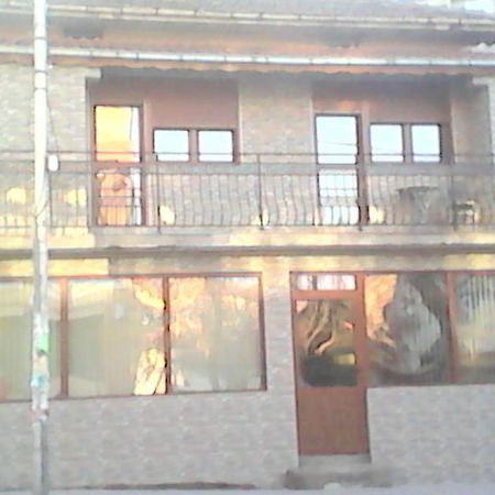 Guest House Lili Petrich  Ngoại thất bức ảnh